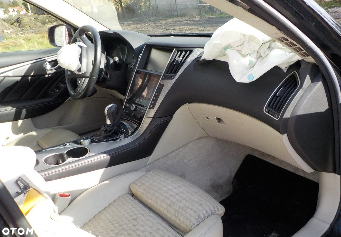 Infiniti Q50 - 17