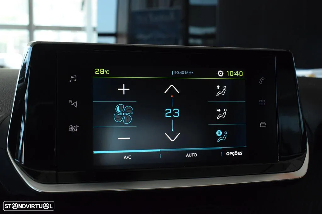Peugeot e-208 50 kWh Active - 18