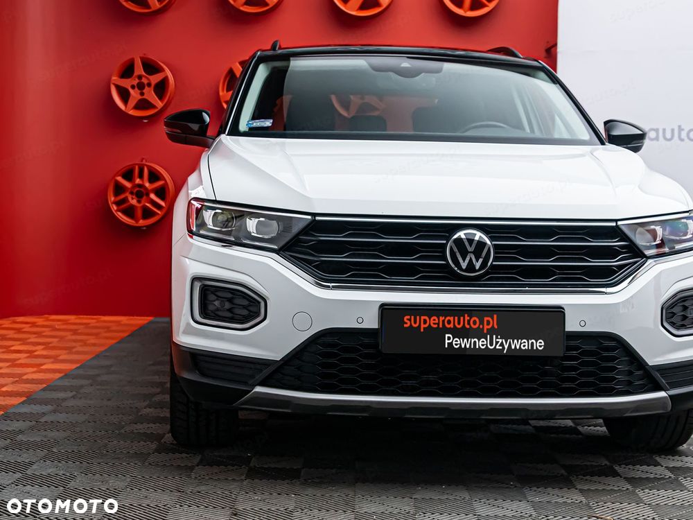 Volkswagen T-Roc - 22