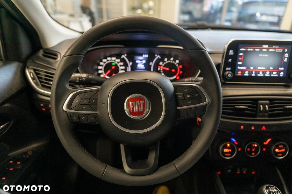 Fiat Tipo 1.4 16v Lounge EU6d - 11