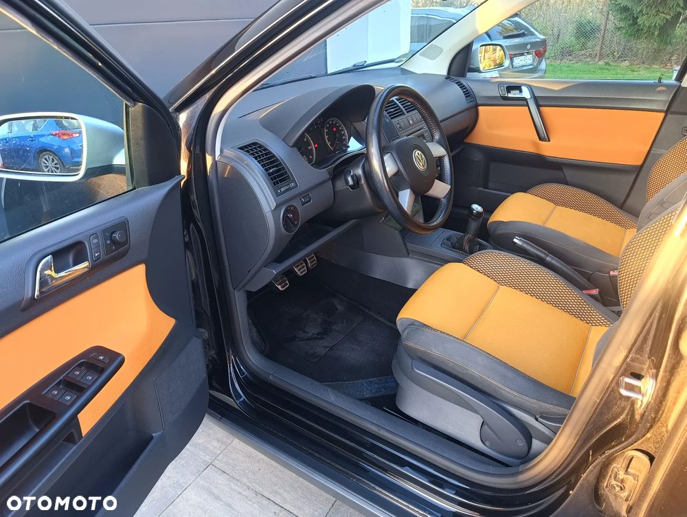 Volkswagen Polo Cross - 9