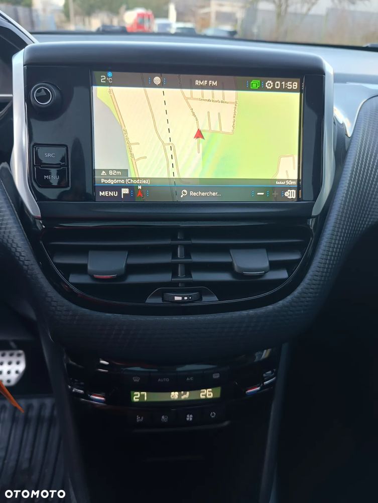 Peugeot 208 PureTech 110 Stop & Start EAT6 Tech Edition - 11