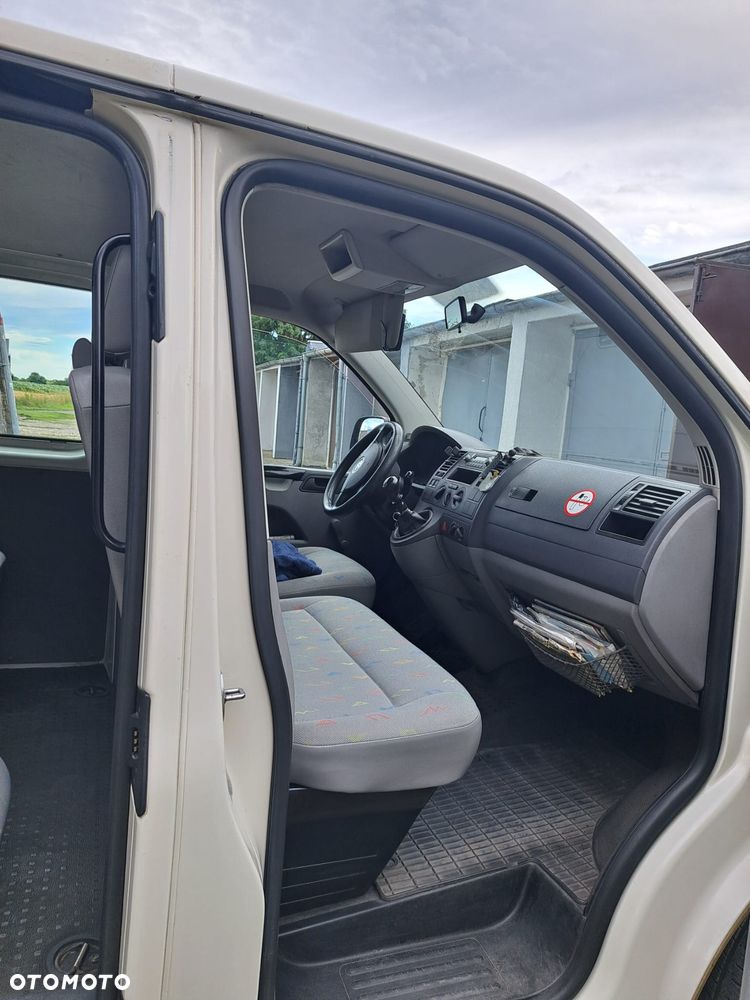 Volkswagen T5 - 5