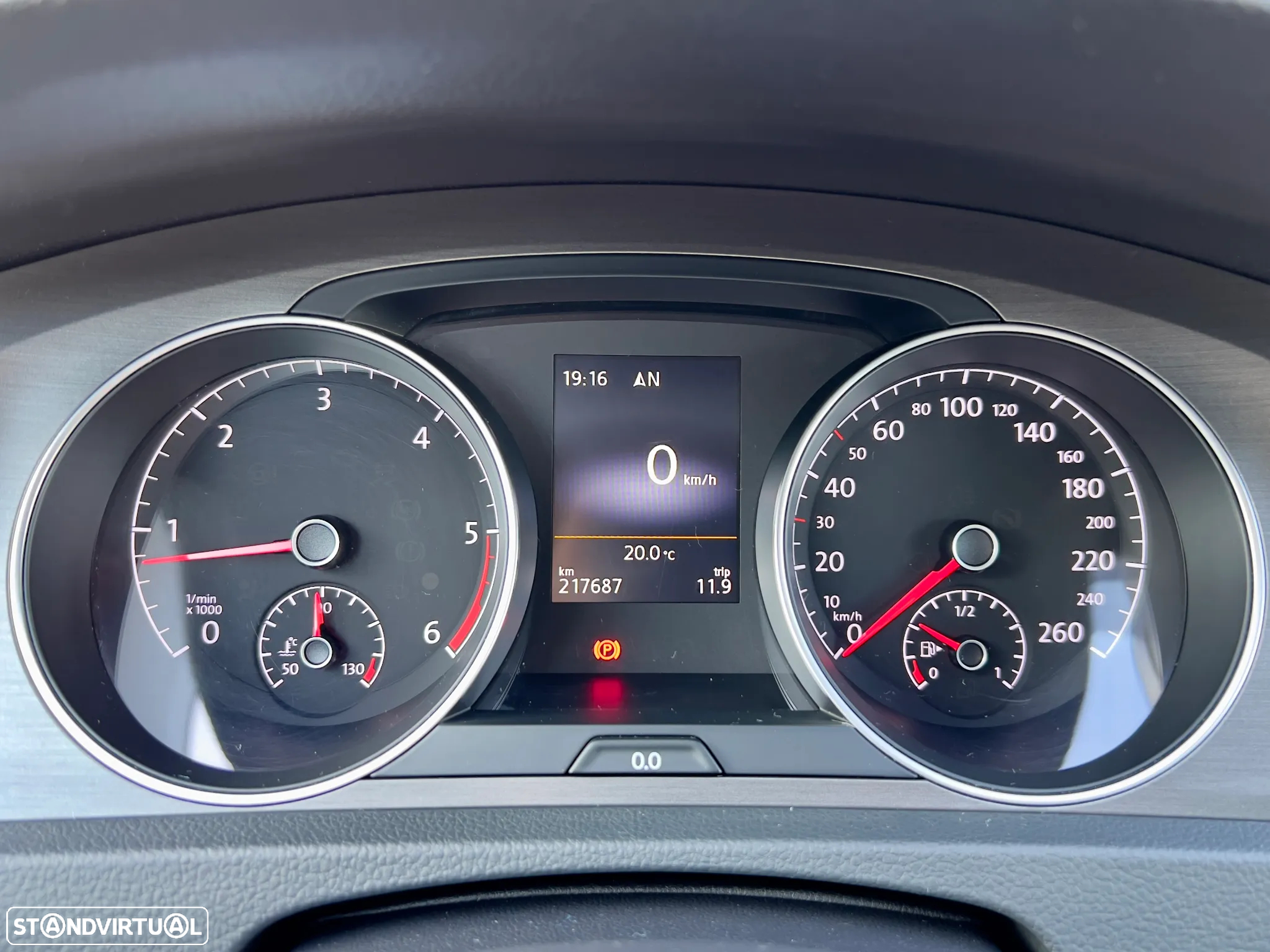VW Golf 1.6 TDI BlueMotion Comfortline - 14