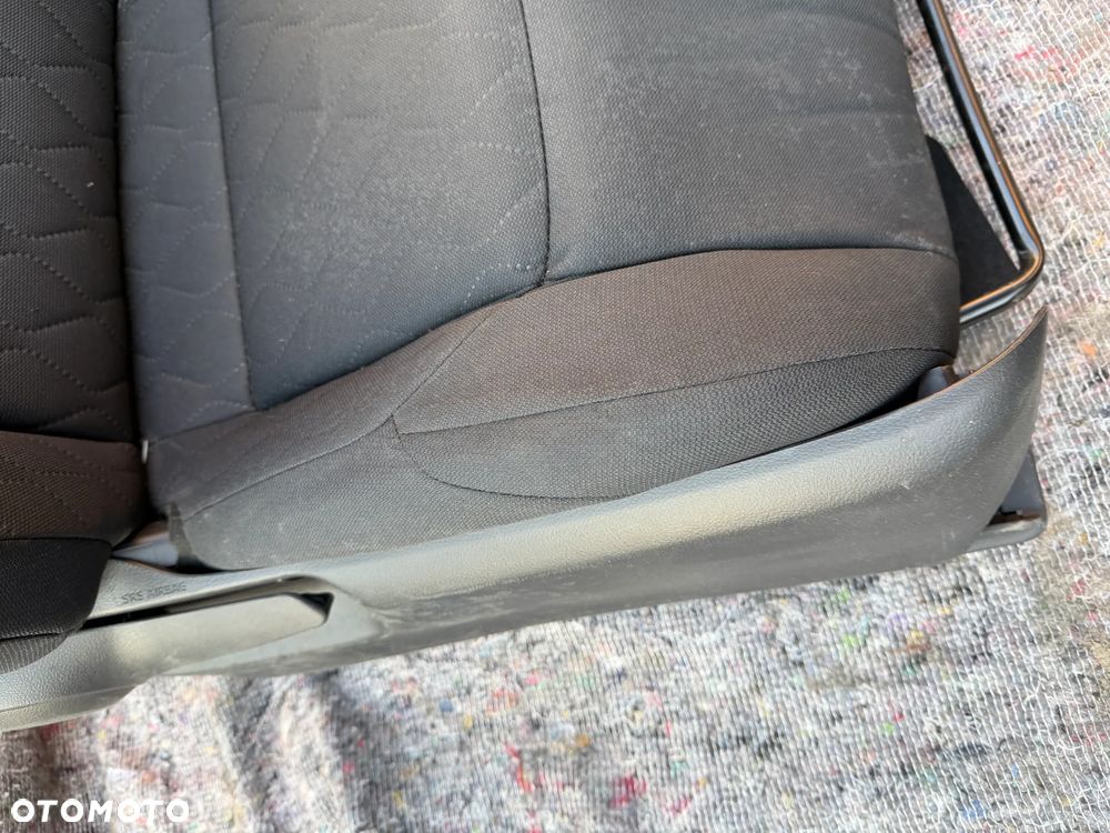 Fotele przód tył kanapa komplet Toyota Corolla Cross 2025r - 14