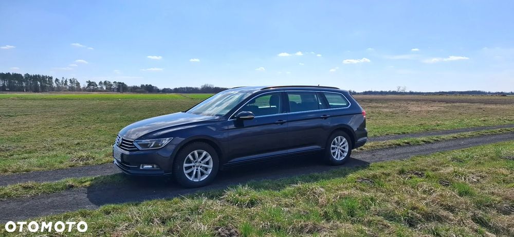 Volkswagen Passat 2.0 TDI (BlueMotion Technology) Comfortline - 9