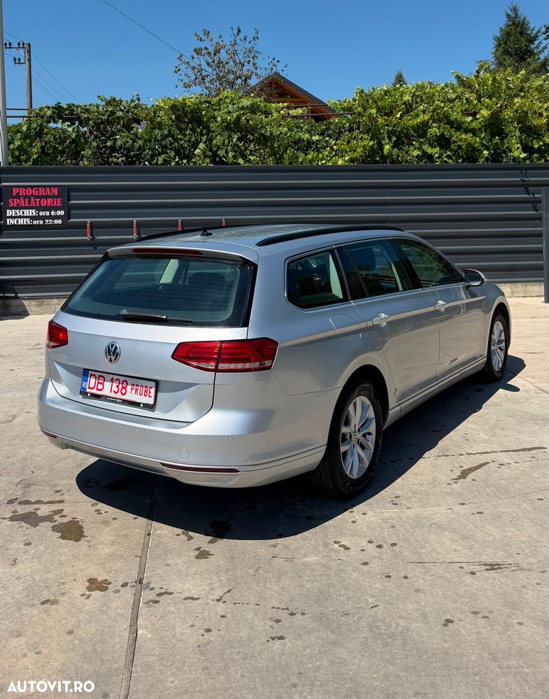 Volkswagen Passat - 4