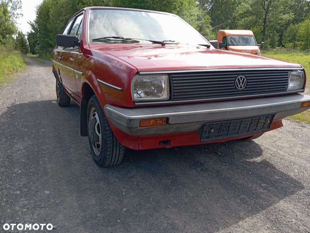 Volkswagen Polo - 1