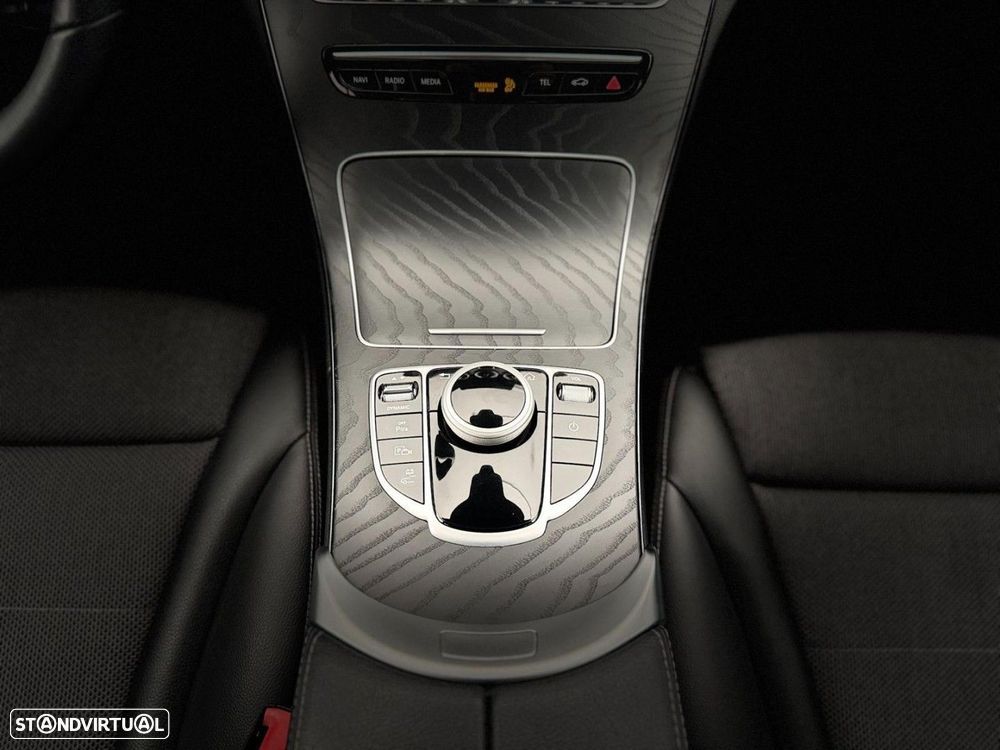 Mercedes-Benz C 300 de Avantgarde - 11