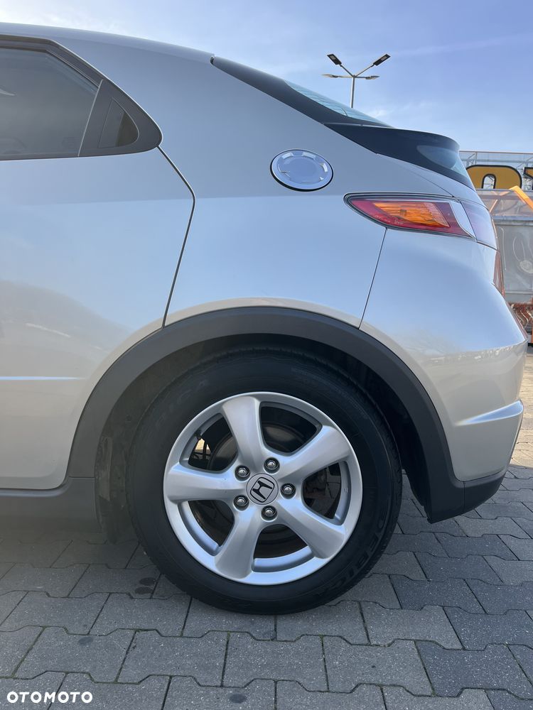 Honda Civic 1.4 Base - 11