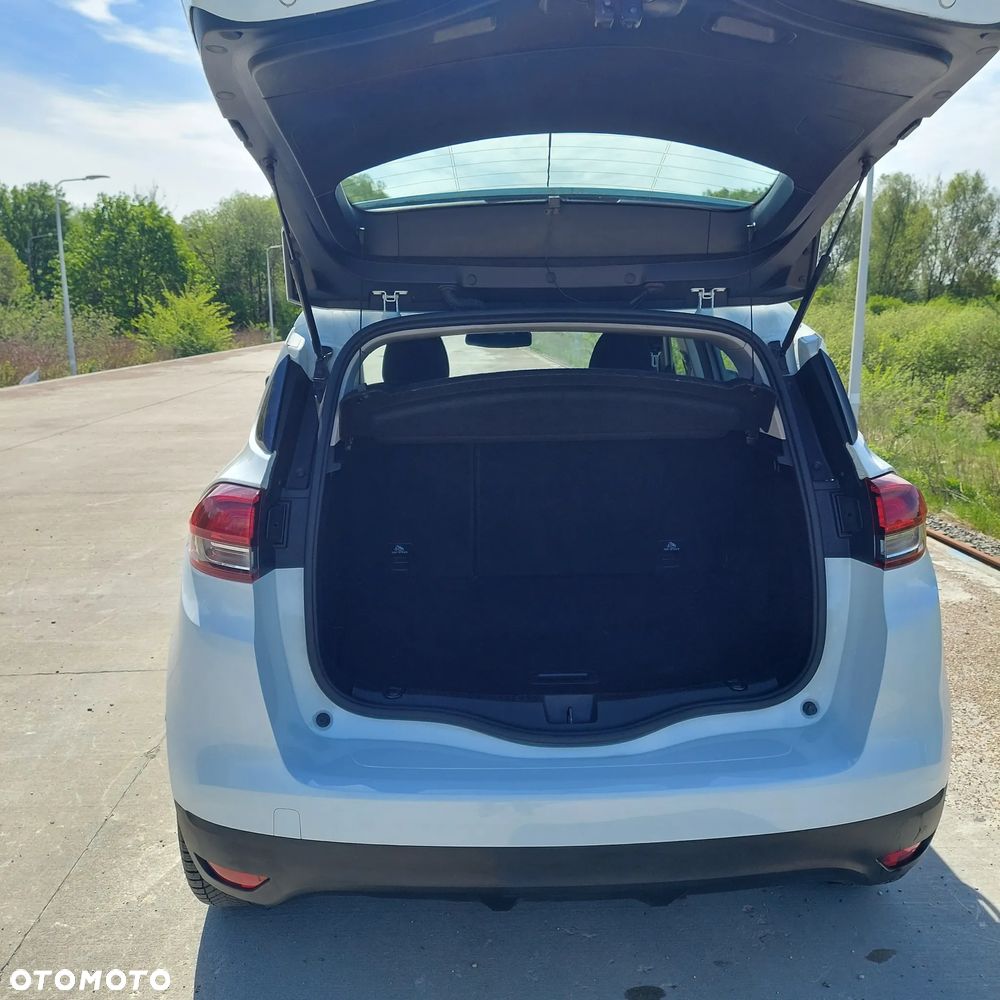 Renault Scenic - 5