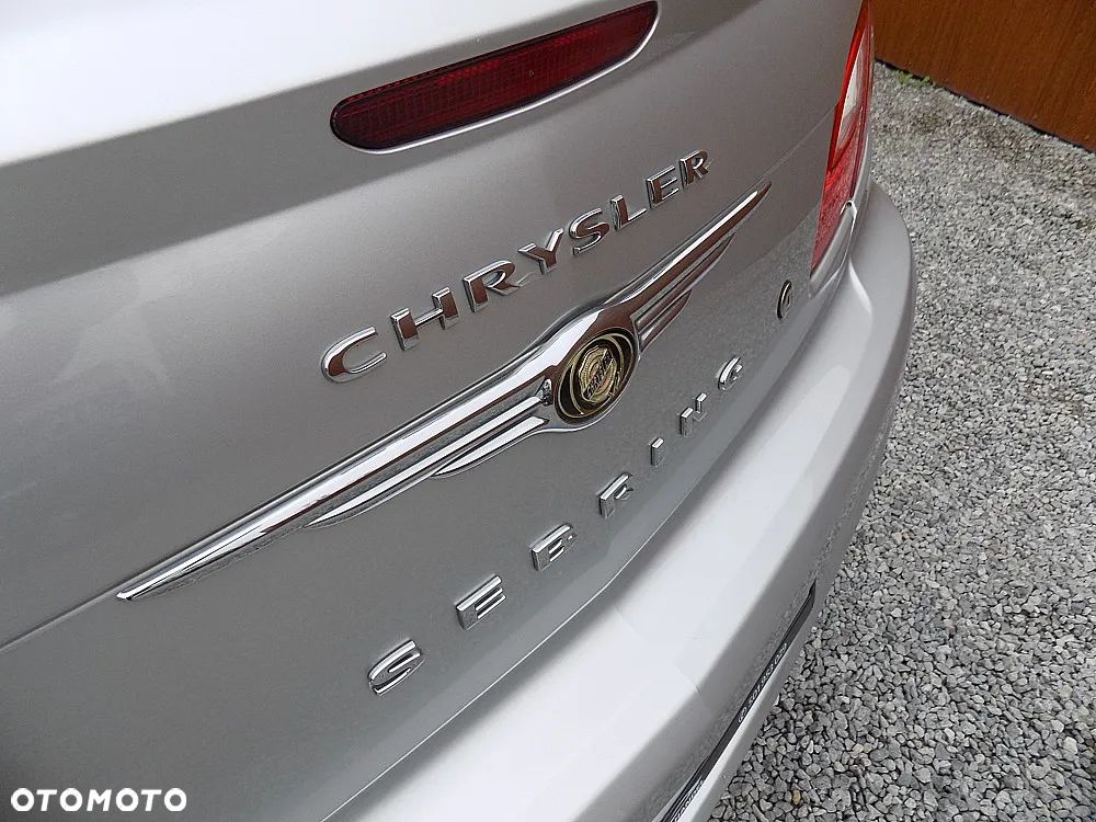 Chrysler Sebring 2.7 V6 Limited - 20