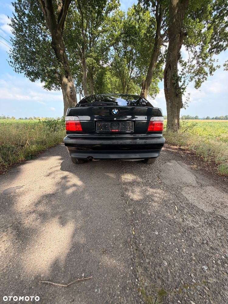 BMW Seria 3 - 7