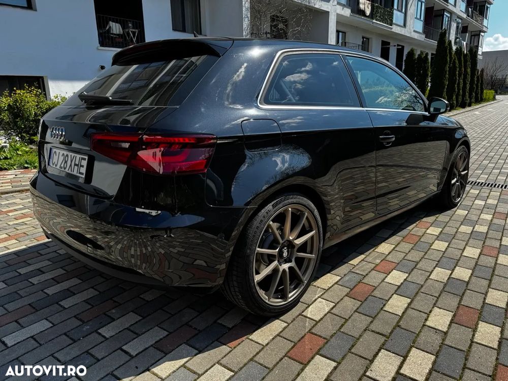 Audi A3 2.0 TDI S tronic Ambition - 10