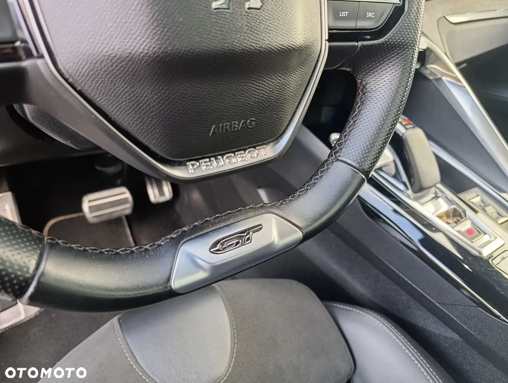 Peugeot 3008 1.6 PureTech Hybrid4 PHEV GT Pack S&S EAT8 - 24