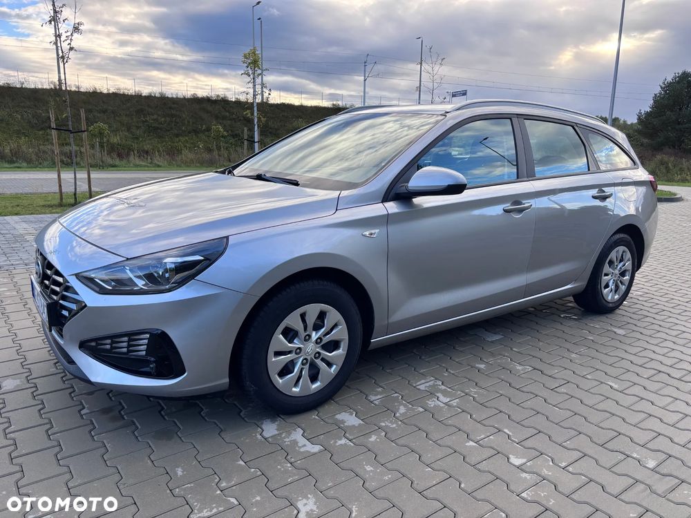 Hyundai i30 1.5 DPI Modern - 9