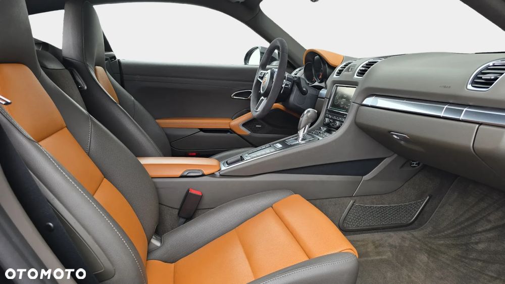 Porsche Cayman PDK - 21