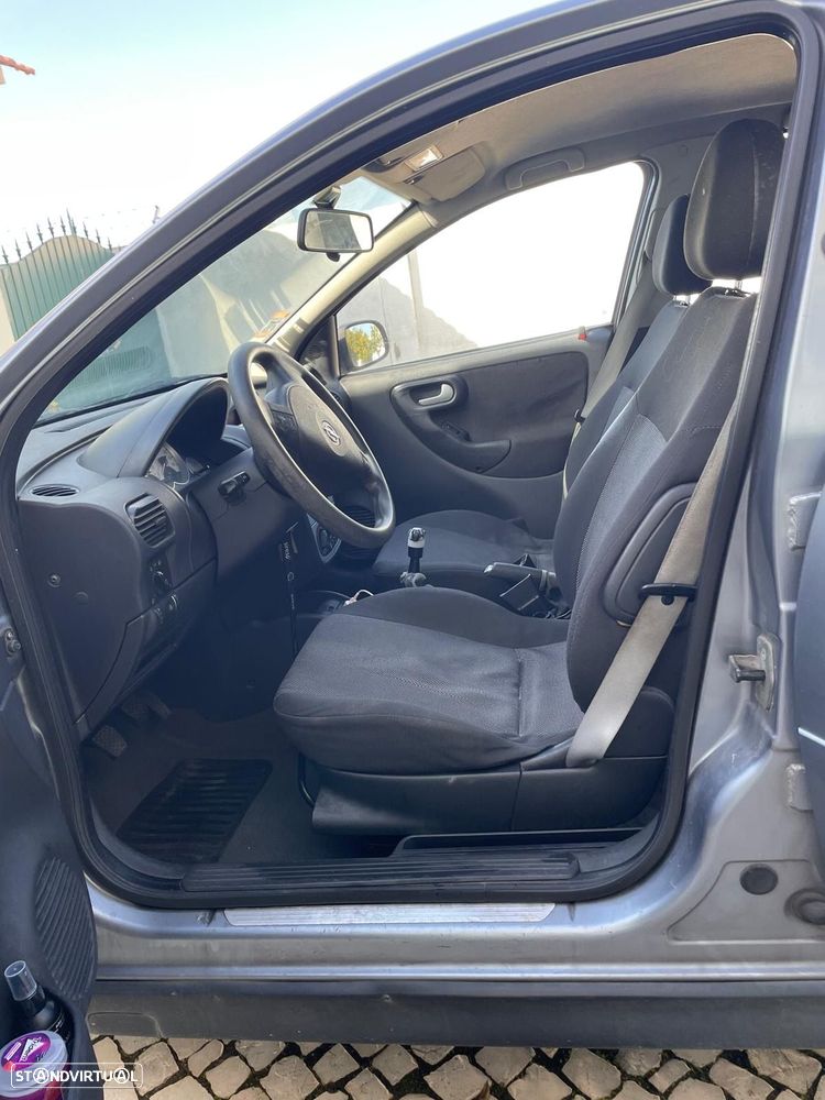 Opel Corsa 1.3 CDTI First - 2