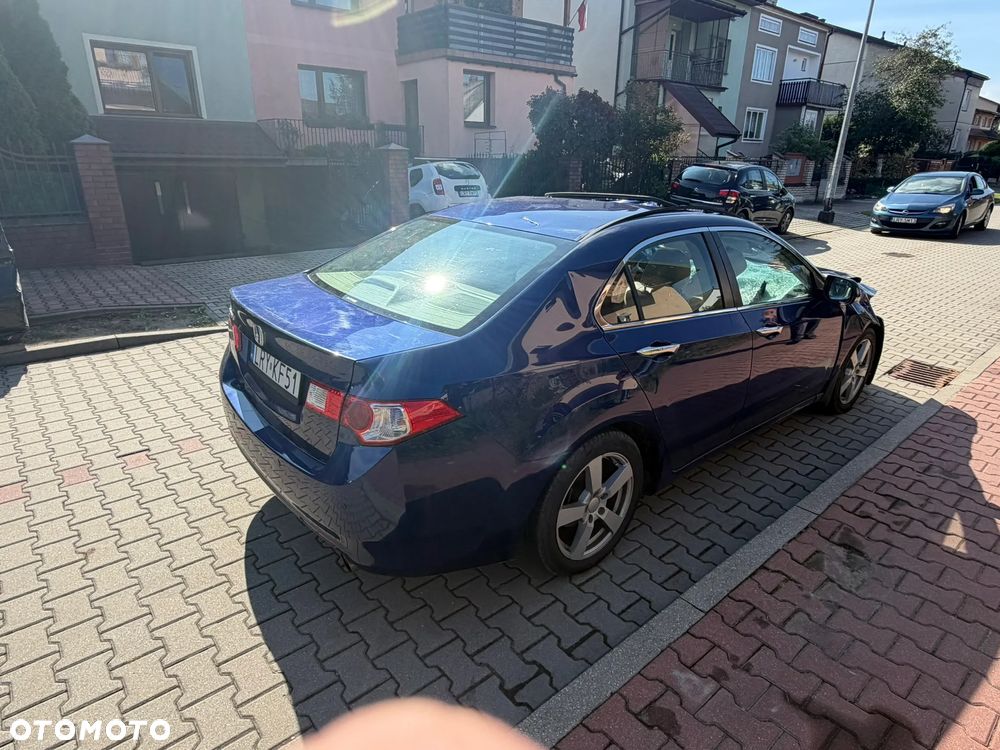 Honda Accord 2.0 Executive - 6