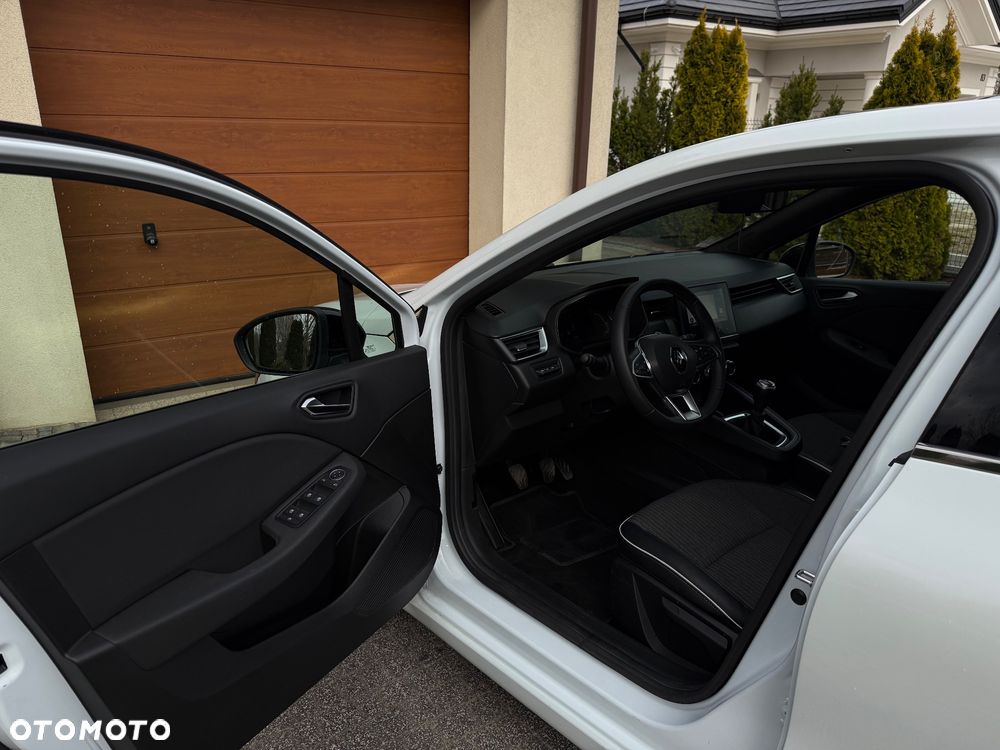 Renault Clio TCe 90 TECHNO - 16