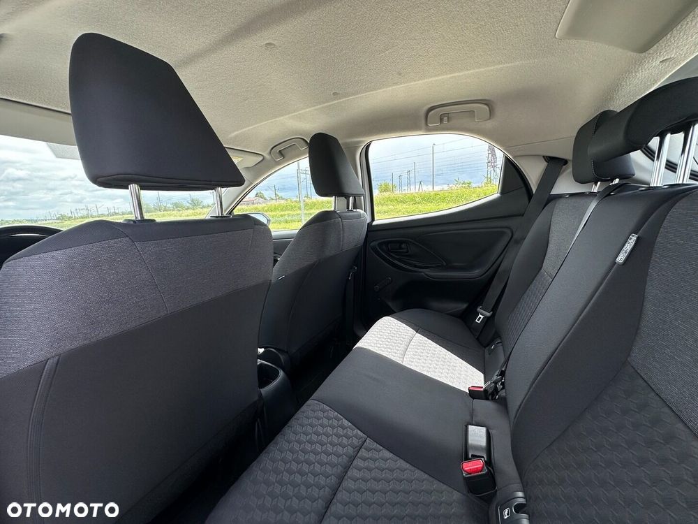 Toyota Yaris 1.0 Comfort - 13
