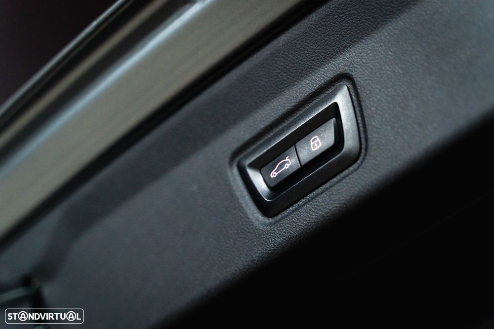 BMW i4 eDrive40 Pack Desportivo M Pro - 28