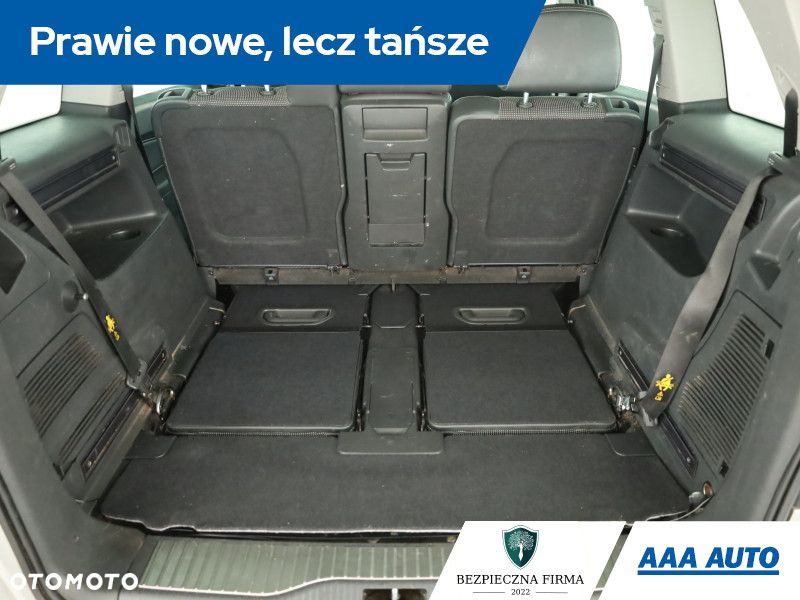 Opel Zafira - 12