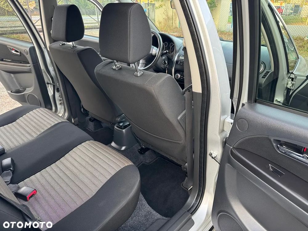 Fiat Sedici 1.6 16V 4x4 Emotion - 24