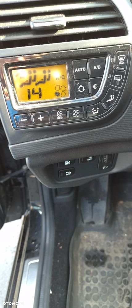 Citroën C4 Grand Picasso - 16