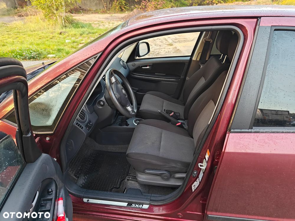 Suzuki SX4 - 7