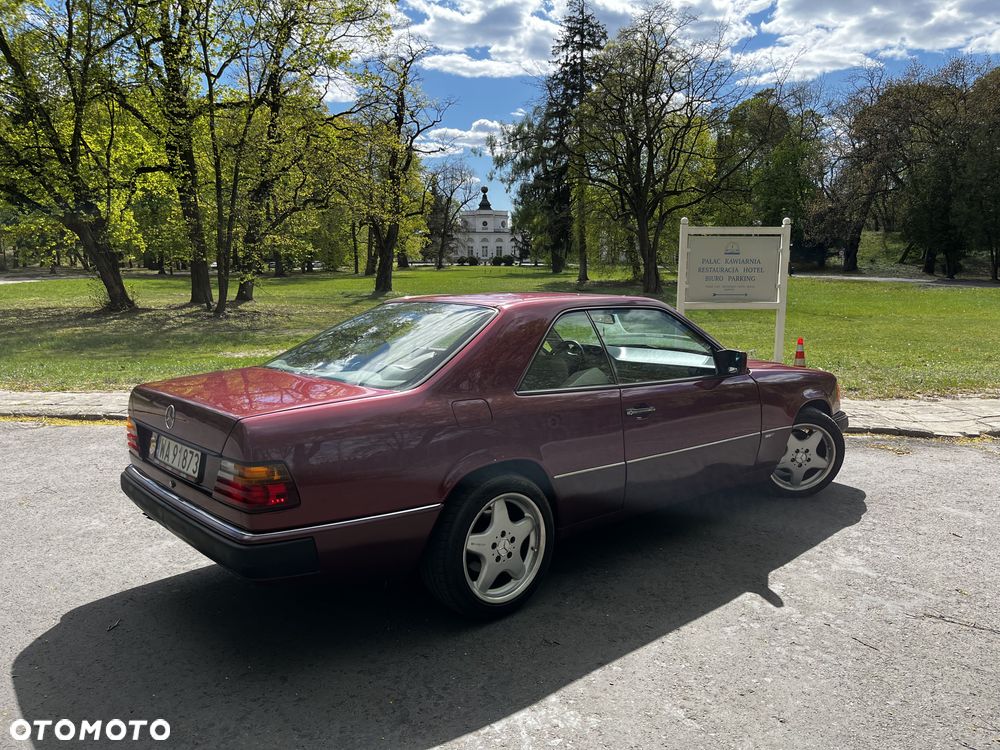 Mercedes-Benz W124 (1984-1993) - 10