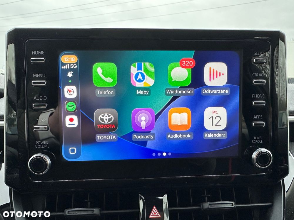 Toyota Corolla 1.8 Hybrid Active - 18