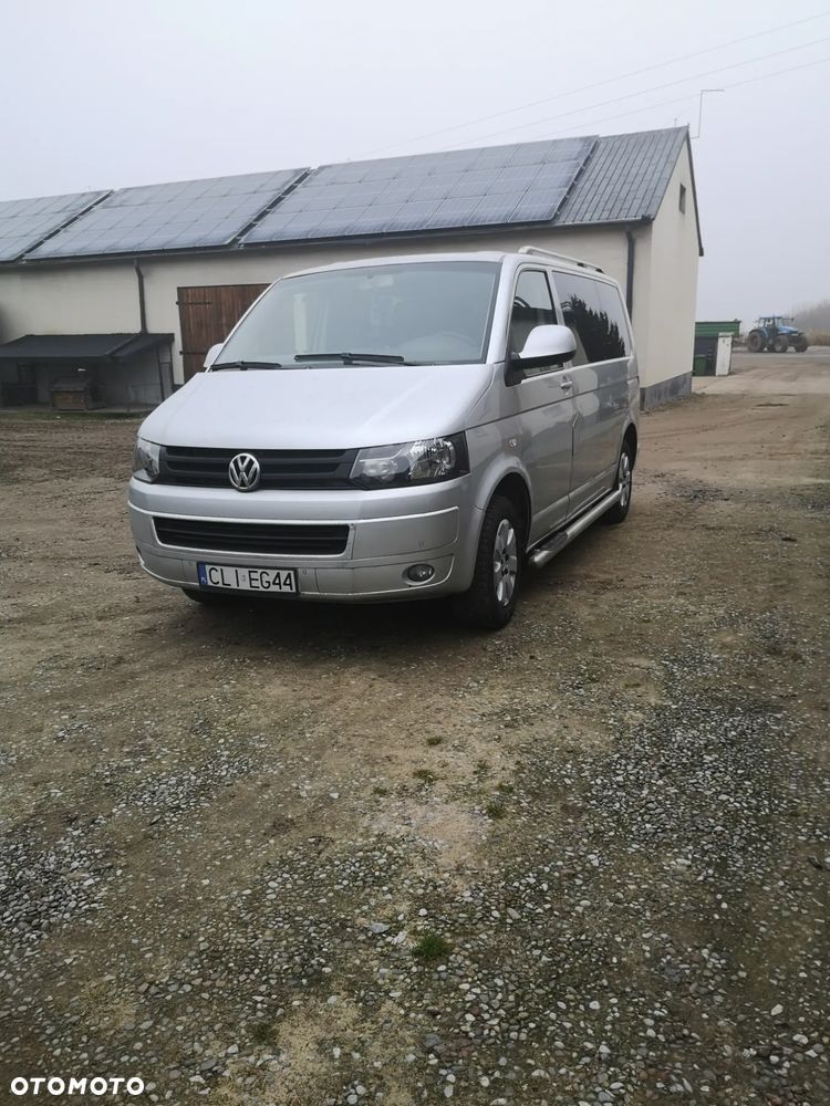 Volkswagen Transporter - 1