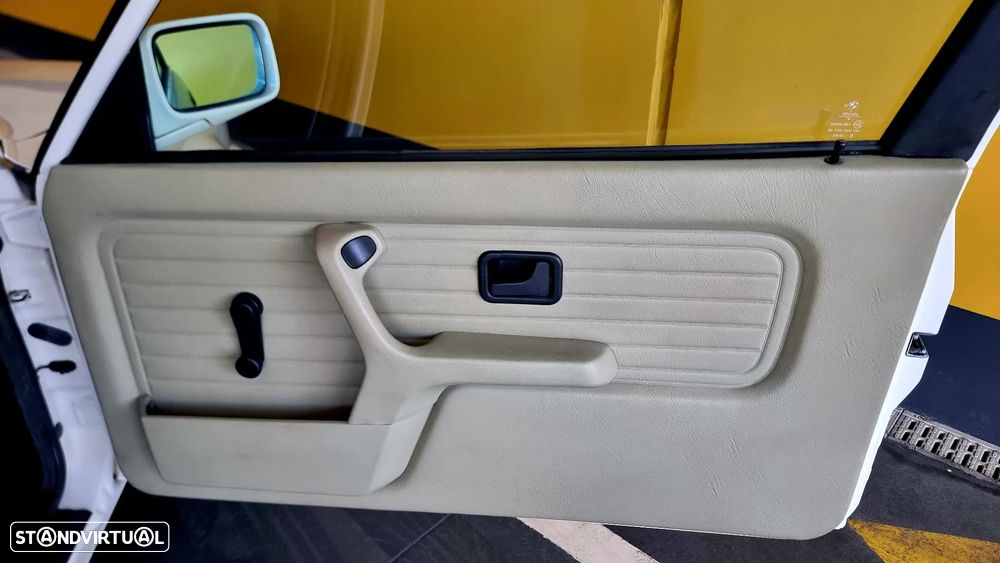 BMW 3.0 CSi - 8