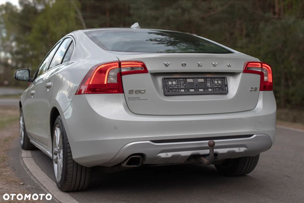Volvo S60 D3 Momentum - 25
