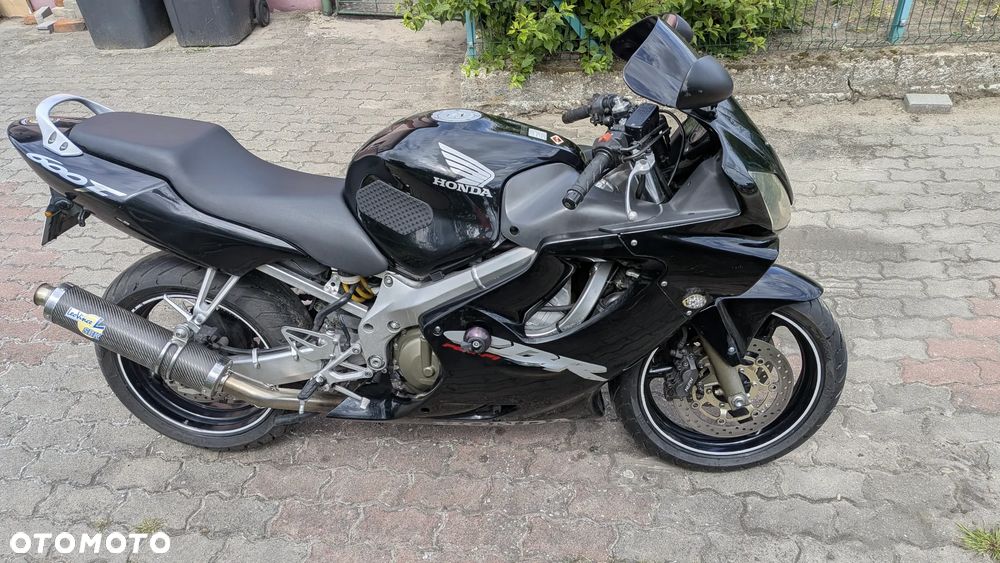 Honda CBR - 19