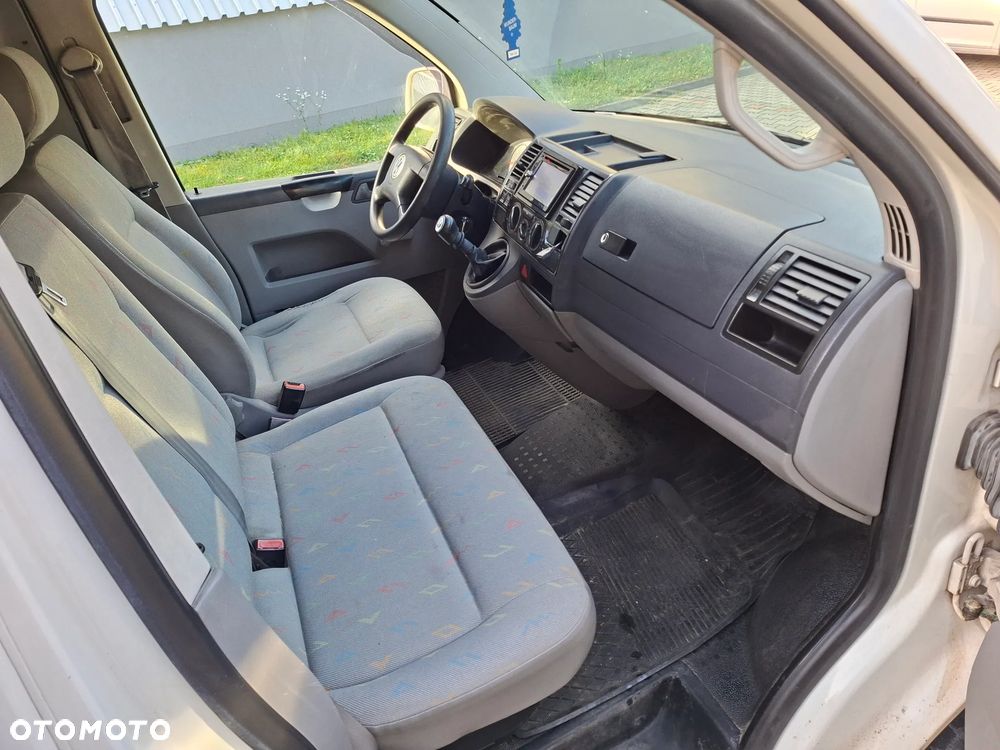 Volkswagen Transporter - 17