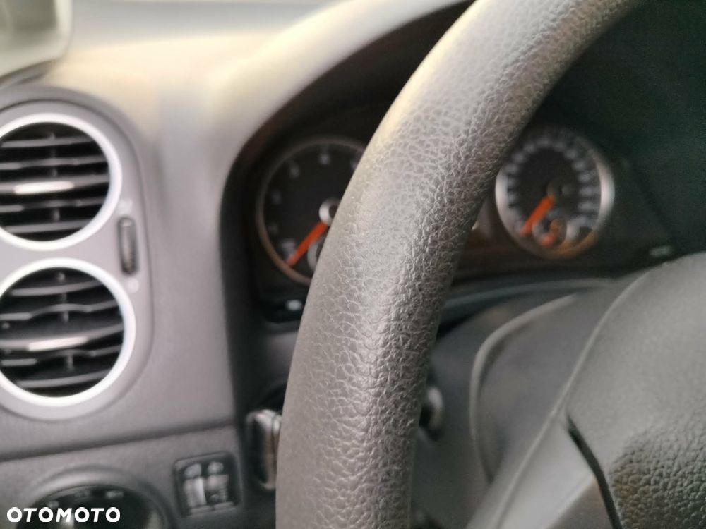 Volkswagen Golf Plus 1.6 Team - 25