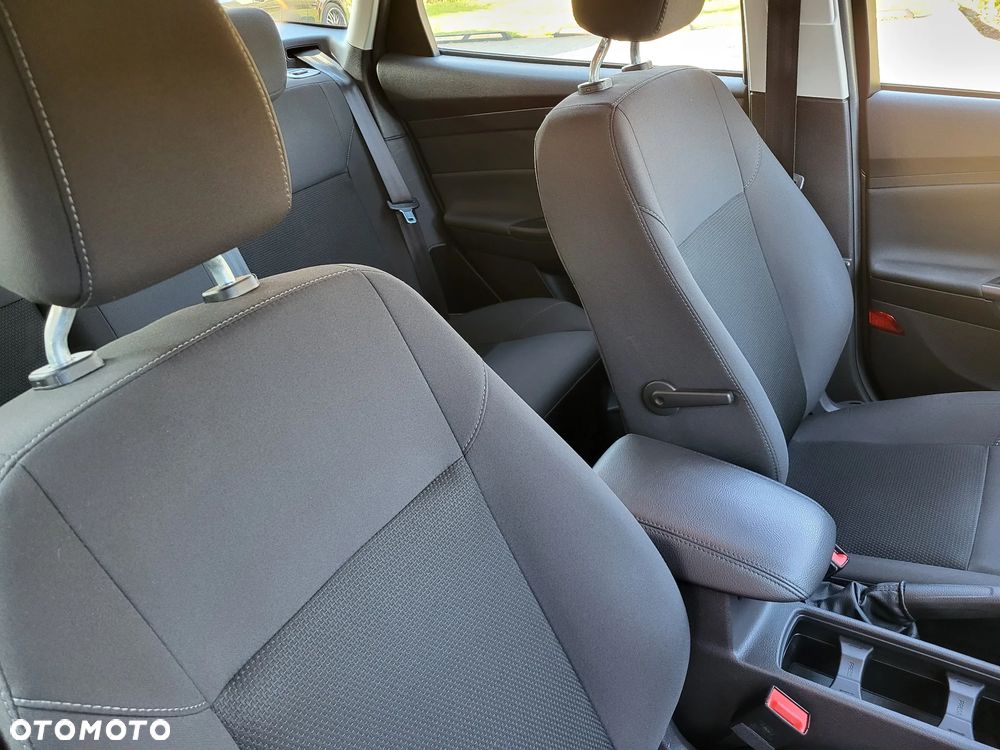 Ford Focus - 17