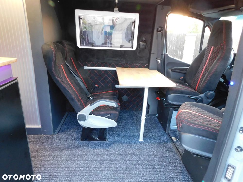 Mercedes-Benz Sprinter Campervan Kamper Automat 5 os Klima  FV23% - 33
