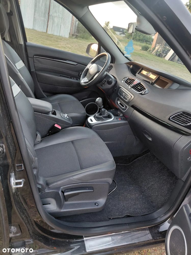 Renault Scenic - 7