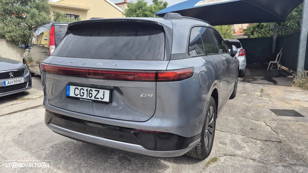 Xpeng G9 98 kWh Long Range - 12