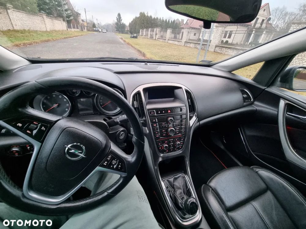 Opel Astra 1.4 T Sport S&S - 27