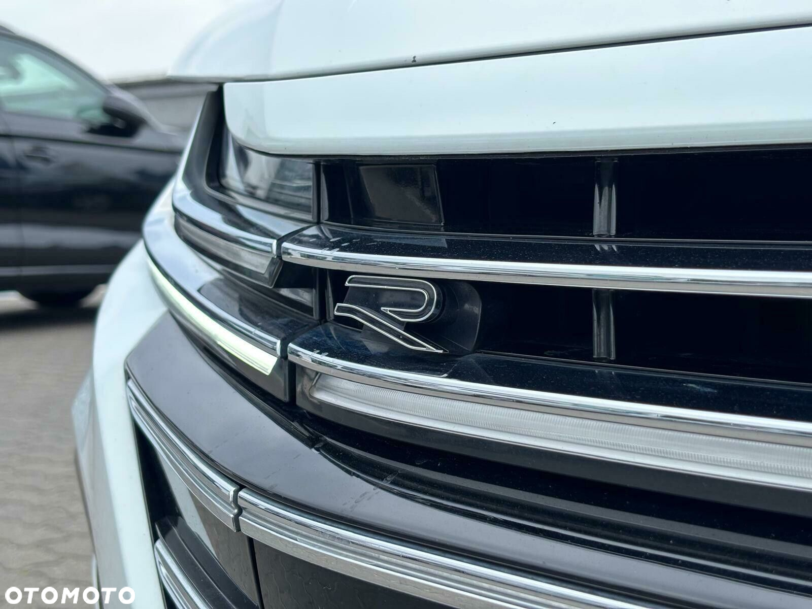 Volkswagen Arteon 2.0 TDI R-Line DSG - 9
