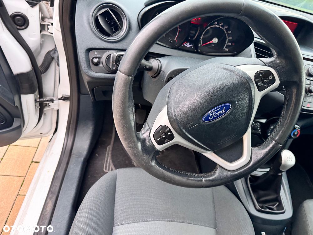 Ford Fiesta 1.4 TDCi Ambiente - 13