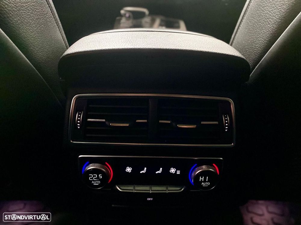 Audi Q7 3.0 TDI quattro S-line Tiptronic 7L - 36