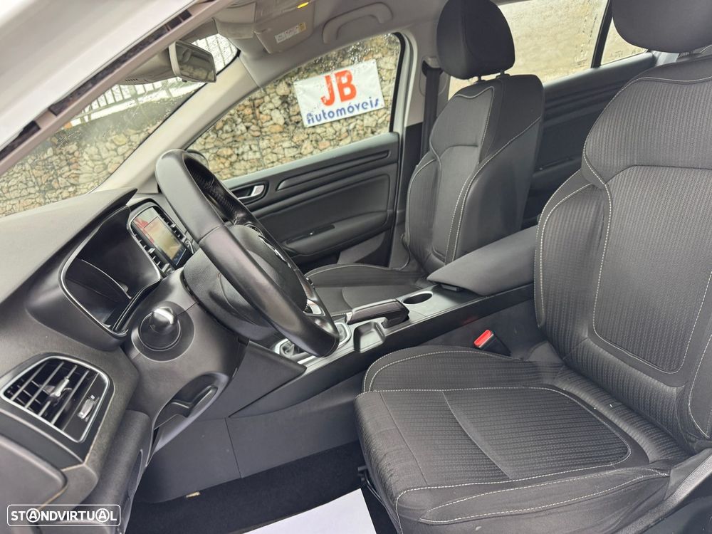 Renault Mégane Sport Tourer 1.5 Blue dCi Intens - 9