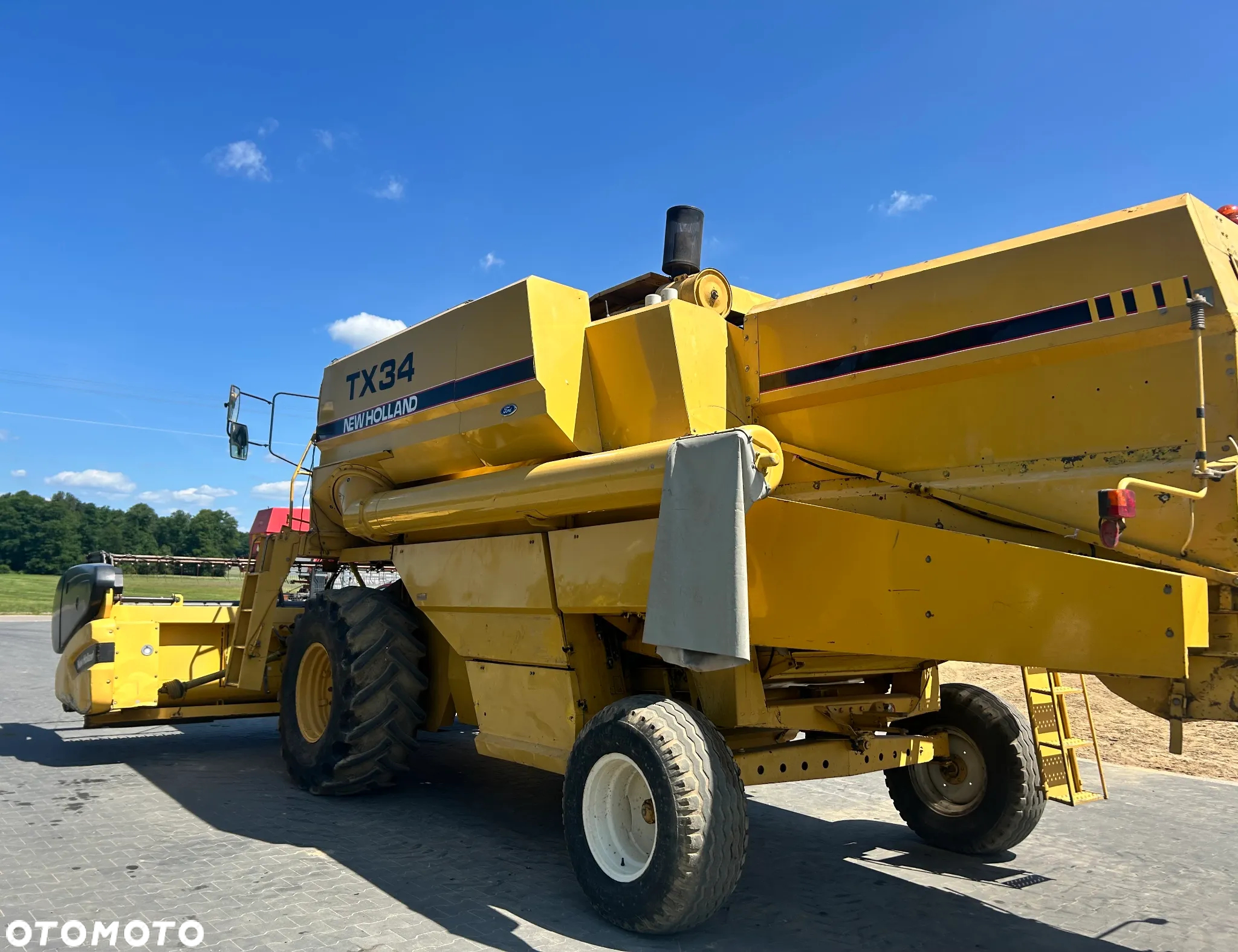 New Holland TX34 - 6