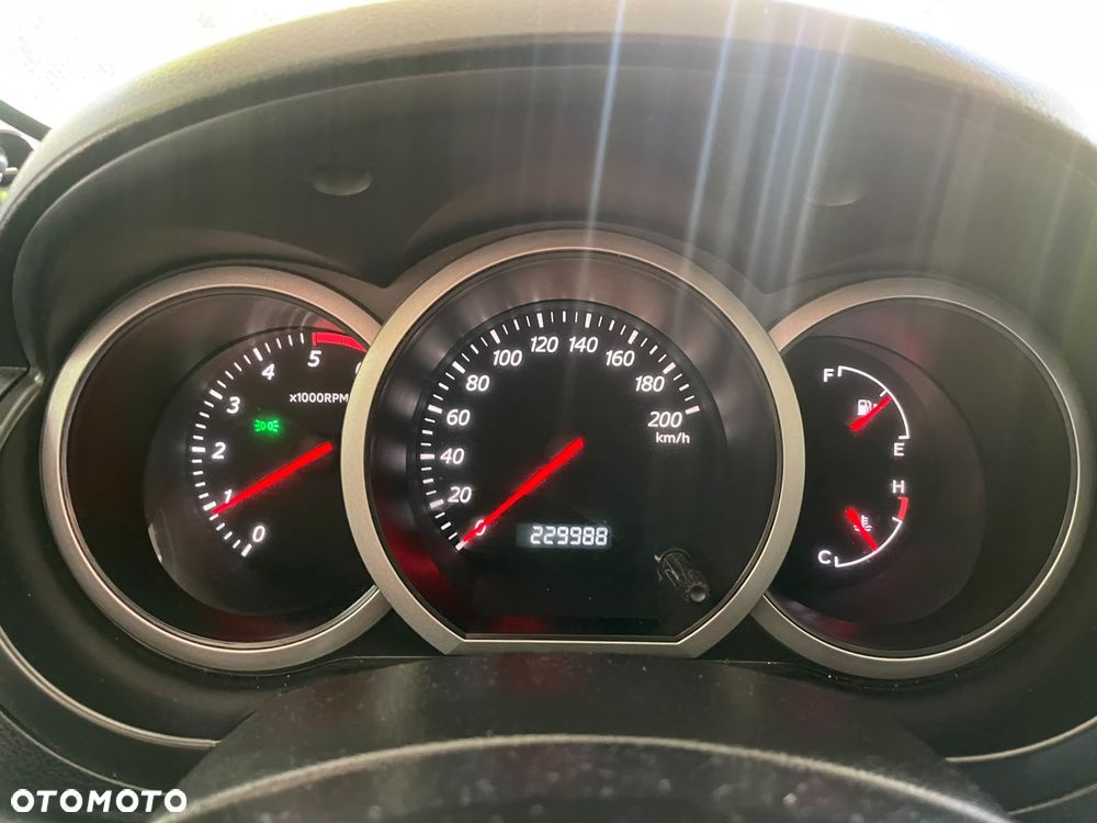Suzuki Grand Vitara 1.9 DDiS - 28