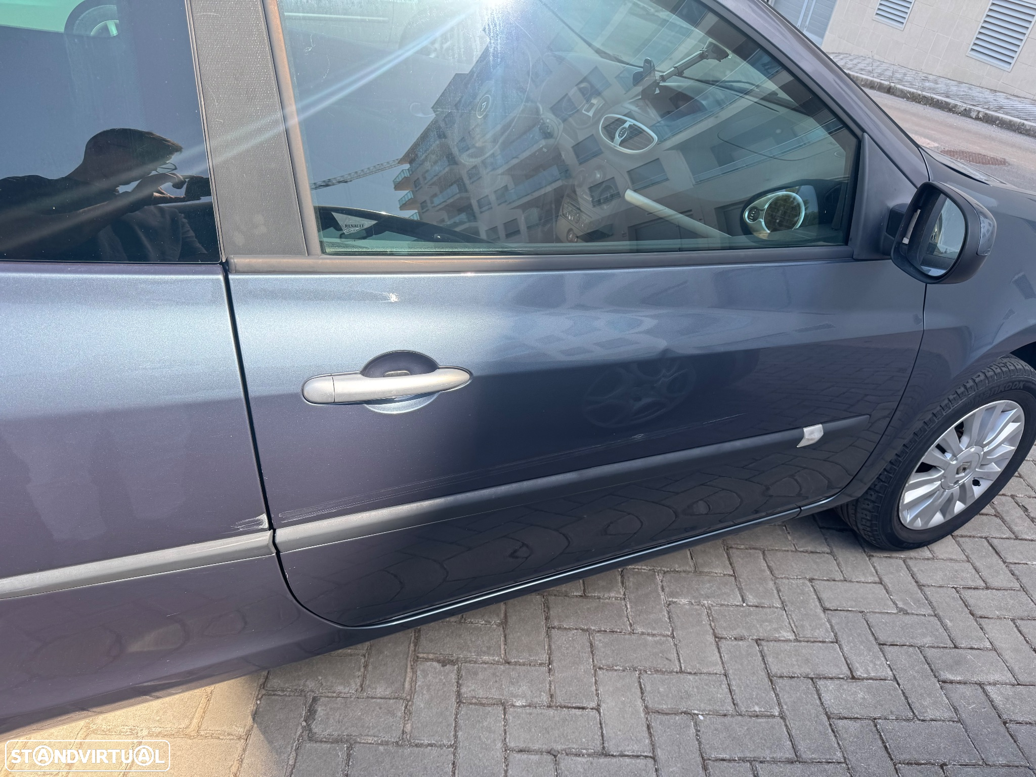 Renault Clio 1.2 16V Confort - 9